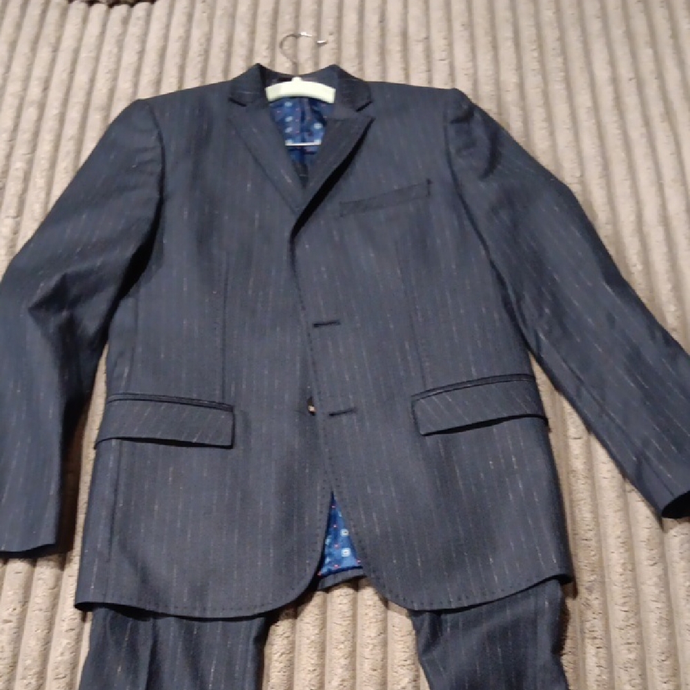 Beautiful Boys Suit